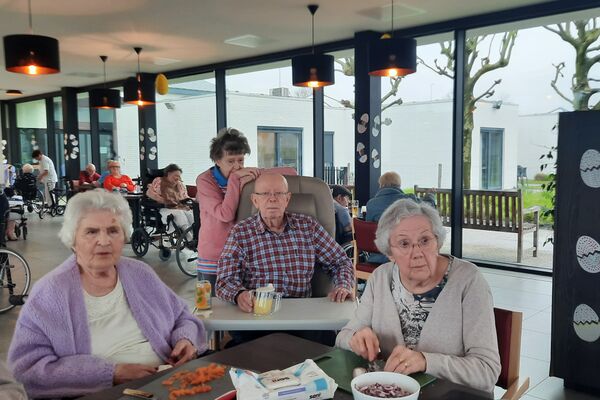 kookactiviteit '24: maken van slaatje met zalm