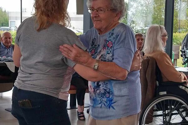verjaardagsfeest april '24 met optreden guy vracken
