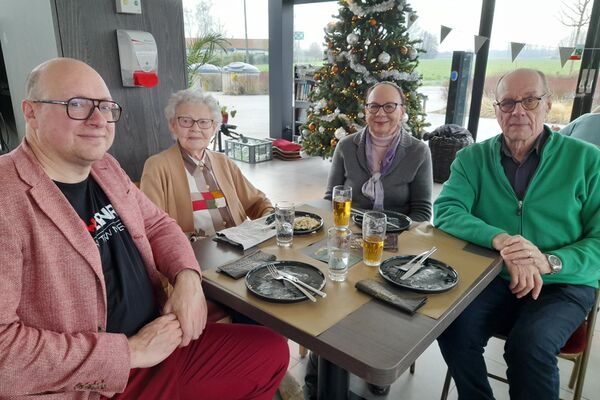 nieuwjaarsetentje met de familie '25